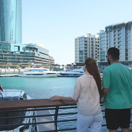 Charthouse Bahrain Hotel Manama Luaran gambar Marina Walk