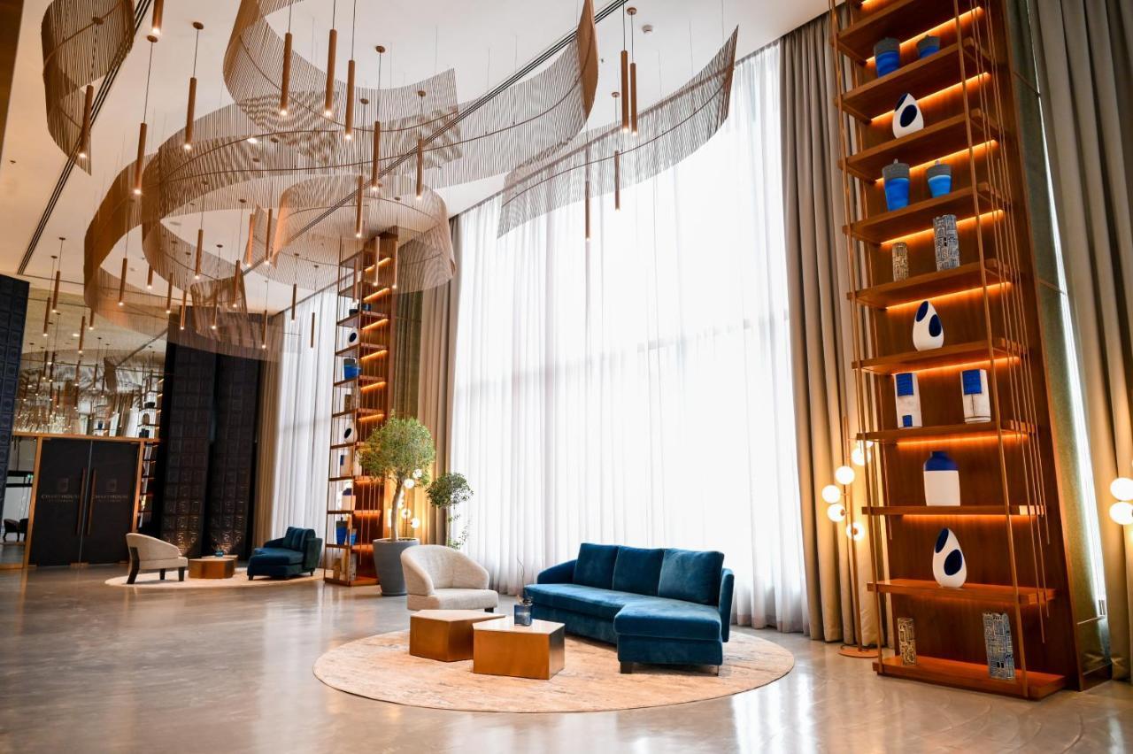 Charthouse Bahrain Hotel Manama Luaran gambar The lobby of the hotel