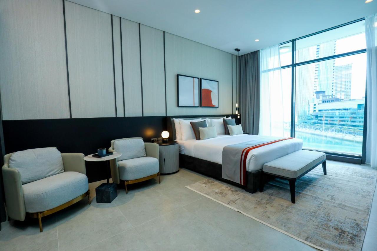 Charthouse Bahrain Hotel Manama Luaran gambar A bedroom at the hotel