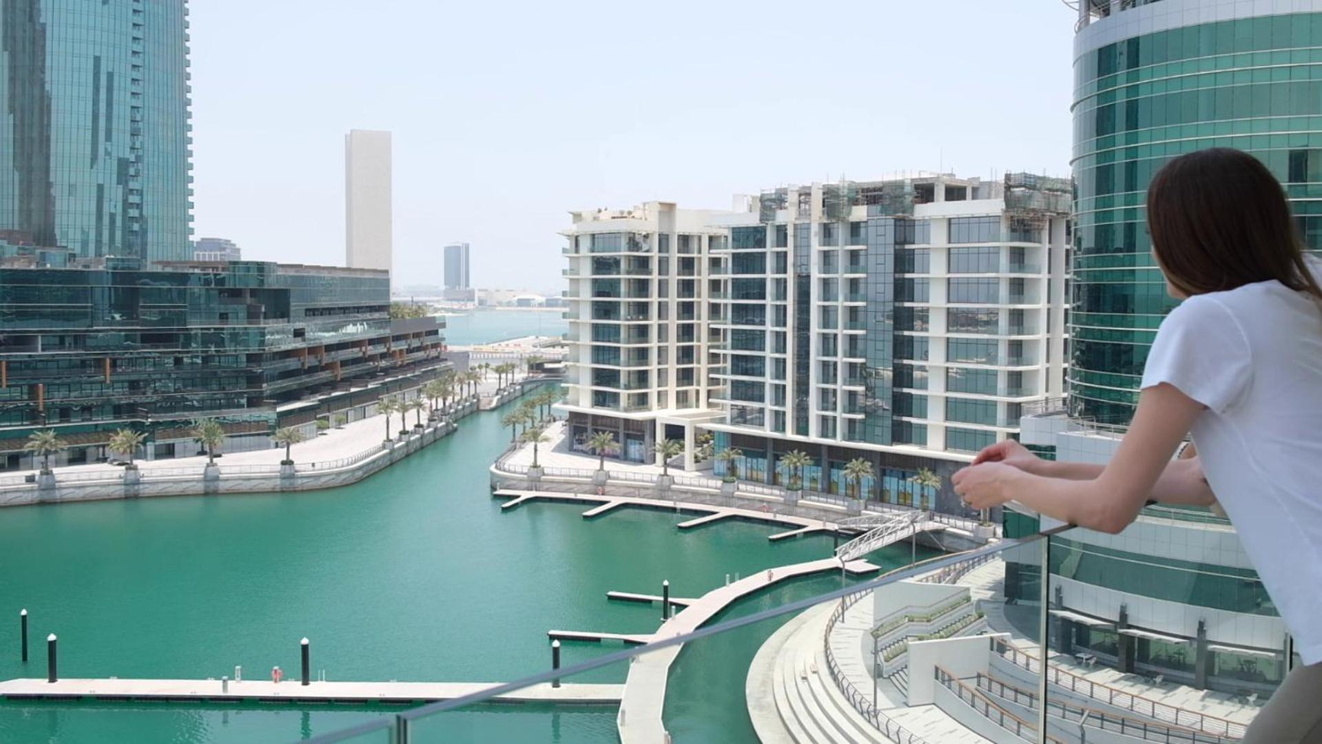 Charthouse Bahrain Hotel Manama Luaran gambar The Marina
